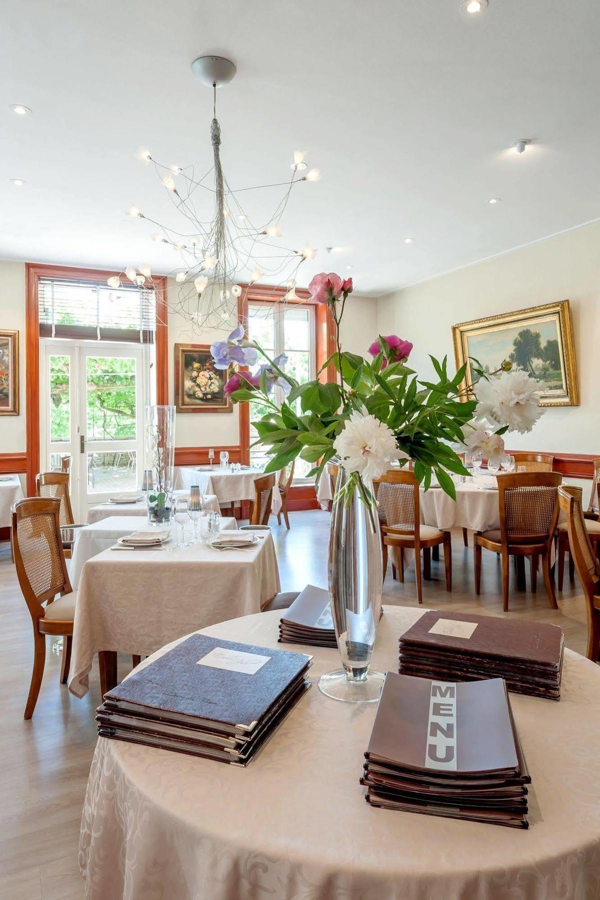 Hotel Restaurant Emile Job Montmerle-sur-Saone Ngoại thất bức ảnh